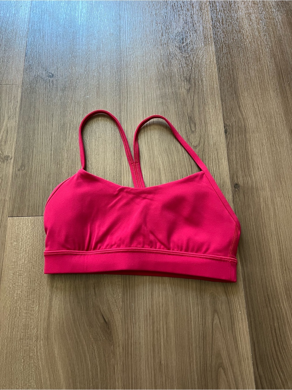Lululemon Flo Y bra in Pink Dragonfruit- Size 4